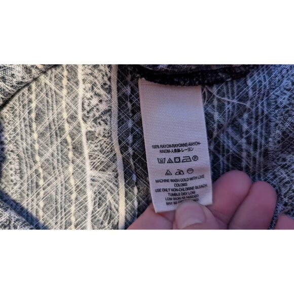 Free People Size S Women's Walking On A Dream Tunic Blouse Black Cutout Boho - Picture 7 of 9